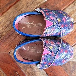 TOMS Toddler sz 4 Shoes. Blue/Purple with Stars.
